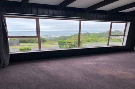 Photo of property in 37 Mulberry Street, Maungaraki, Lower Hutt, 5010