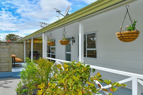 Photo of property in 6 Lorelei Place, Opaheke, Papakura, 2113