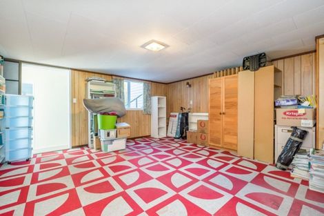 Photo of property in 7 Te Whiti Grove, Korokoro, Lower Hutt, 5012