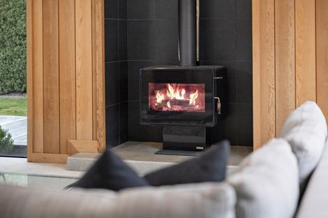 Photo of property in 7 Morepork Way, Arthurs Point, Queenstown, 9371