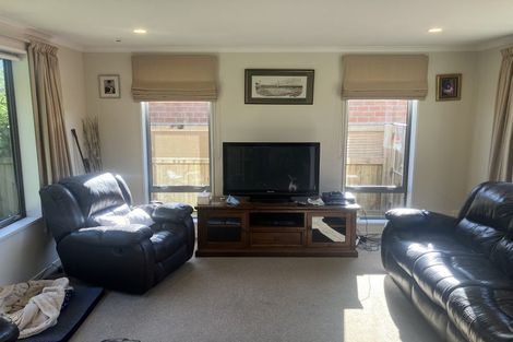 Photo of property in 1 Acorn Way, Stoke, Nelson, 7011