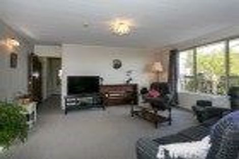 Photo of property in 2/5 Danvers Street, Havelock North, 4130