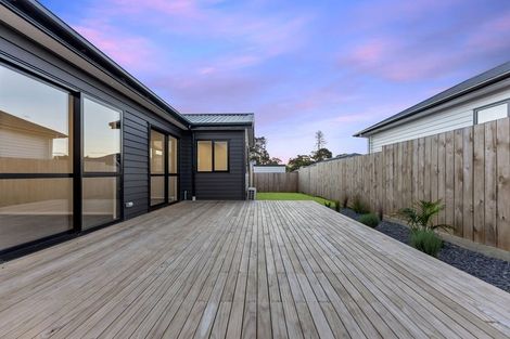 Photo of property in 12 Cutfield Lane, Kumeu, 0810