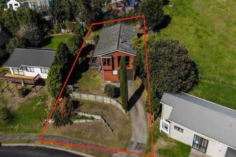 Photo of property in 100 Onemana Drive, Onemana, Whangamata, 3691