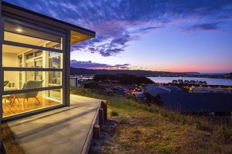 Photo of property in 3 Eglinton Close, Aotea, Porirua, 5024