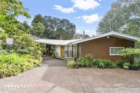 Photo of property in 310 Titirangi Road, Titirangi, Auckland, 0604