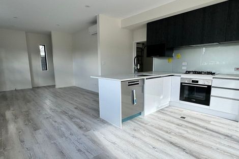 Photo of property in 11a Rountree Place, Conifer Grove, Takanini, 2112