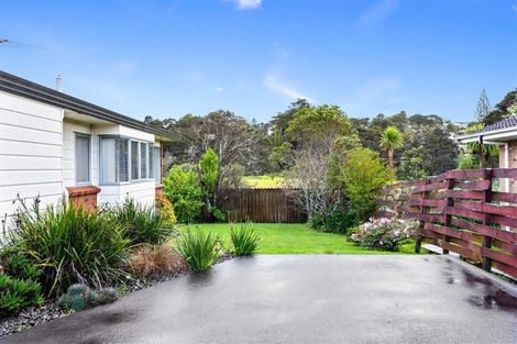 Photo of property in 79a Godley Road, Green Bay, Auckland, 0604