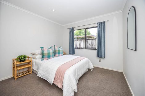 Photo of property in 17 Innswood Place, Rototuna North, Hamilton, 3210
