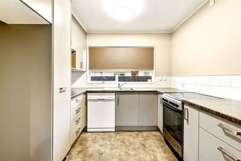 Photo of property in 1/30 Takapu Street, Henderson, Auckland, 0612
