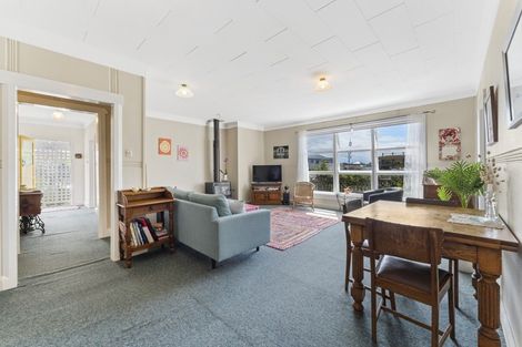 Photo of property in 31 Young Street, New Plymouth, 4310