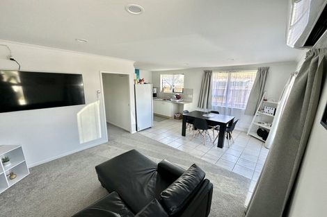 Photo of property in 48 Rogers Road, Manurewa, Auckland, 2102