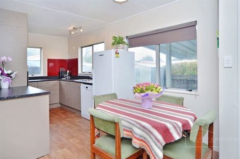 Photo of property in 8b Kupe Drive, Carterton, 5713