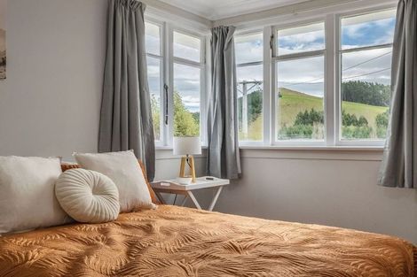 Photo of property in 489 Kaikorai Valley Road, Bradford, Dunedin, 9011