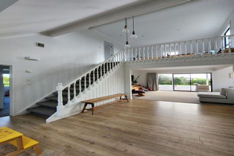 Photo of property in 136 Wairau Road, Oakura, New Plymouth, 4374