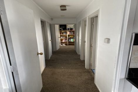 Photo of property in 2/11 Etherton Drive, Weymouth, Auckland, 2103