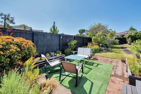 Photo of property in 11 Dellwood Avenue, Henderson, Auckland, 0612