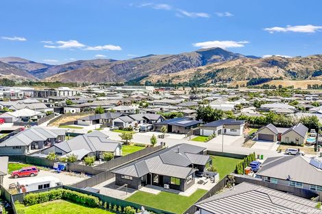 Photo of property in 15 Hosking Drive, Cromwell, 9310