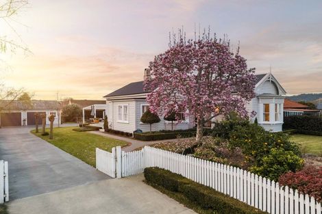 Photo of property in 152 Williams Street, Cambridge, 3434