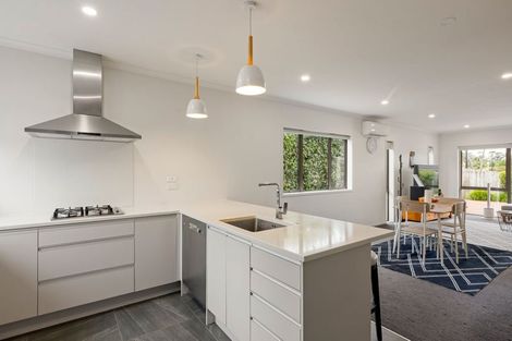 Photo of property in 1 Springside Court, Huntington, Hamilton, 3210