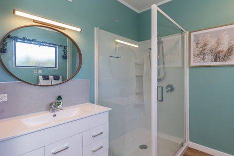 Photo of property in 17 Avon Street, Levin, 5510