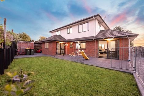 Photo of property in 6 Brunswick Rise, Mangere, Auckland, 2022