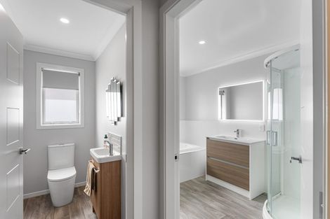 Photo of property in 168 Karuhiruhi Street, Waikanae, 5036