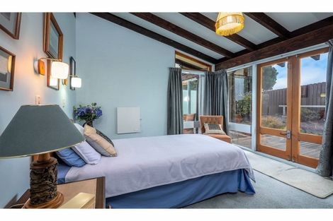 Photo of property in 76 Cannon Hill Crescent, Mount Pleasant, Christchurch, 8081