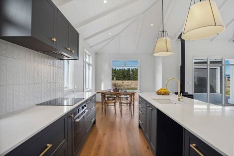 Photo of property in 105 Burdon Loop, Lake Hawea, 9382