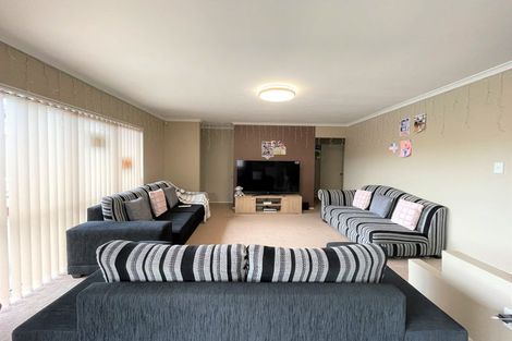 Photo of property in 44 Medvale Avenue, Flat Bush, Auckland, 2019