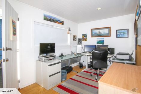 Photo of property in 37 Iwa Street, Mapua, 7005