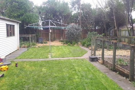 Photo of property in 70 Brandon Street, Featherston, 5710