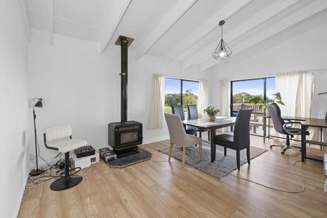 Photo of property in 49 Spinnaker Drive, Te Atatu Peninsula, Auckland, 0610