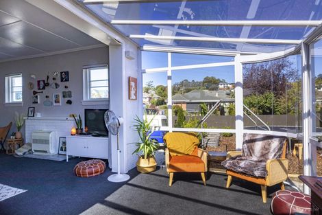 Photo of property in 49 Douglas Street, Highfield, Timaru, 7910