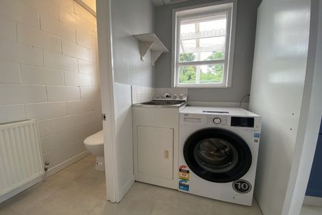 Photo of property in 25 Gilbert Street, New Plymouth, 4310