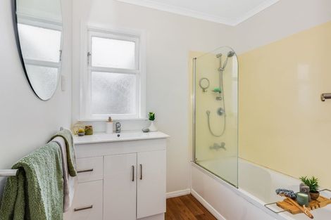 Photo of property in 42 Donnelley Drive, Wainuiomata, Lower Hutt, 5014