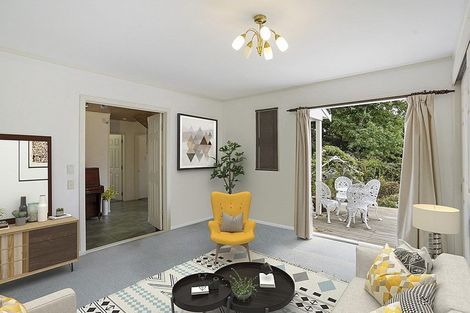 Photo of property in 14 Traffic Road, Greenhithe, Auckland, 0632