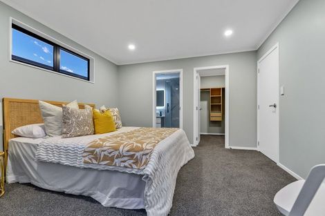 Photo of property in 2/33 Tokerau Drive, Rototuna North, Hamilton, 3210