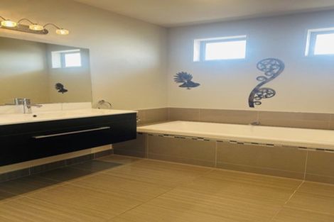 Photo of property in 10 Pakura Street, Pegasus, 7612