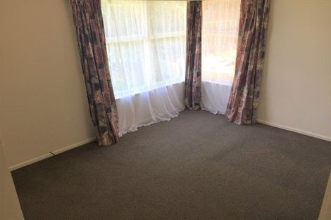 Photo of property in 262 Hepburn Road, Glendene, Auckland, 0602