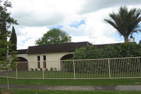 Photo of property in 11 Neems Place, Manurewa, Auckland, 2102