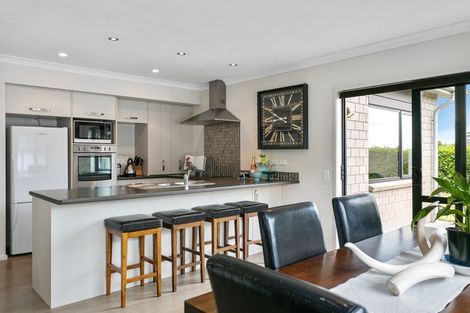 Photo of property in 15 Windsor Street, Richmond Heights, Taupo, 3330