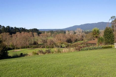 Photo of property in 60 Ballantyne Way, Aongatete, 3178