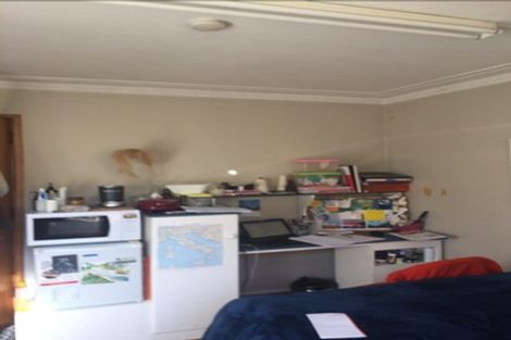 Photo of property in 1 Fea Street, Dalmore, Dunedin, 9010