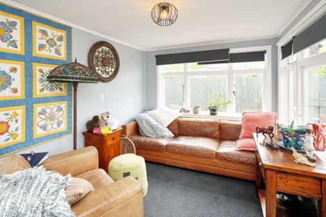 Photo of property in 2 Penfold Square, Leithfield, 7481