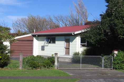 Photo of property in 42 Woodward Street East, Featherston, 5710