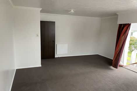 Photo of property in 9 Oak Avenue, Nawton, Hamilton, 3200