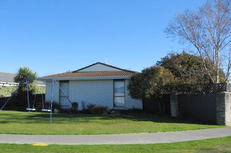 Photo of property in 11 Burnridge Place, Belfast, Christchurch, 8051