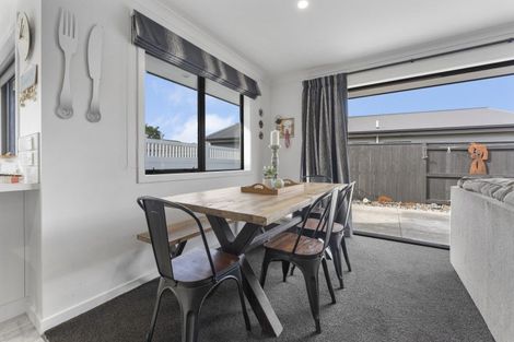 Photo of property in 12 Peckham Lane, Ashhurst, 4810