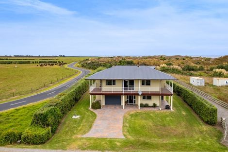 Photo of property in 204a Tai Road, Opunake, 4681